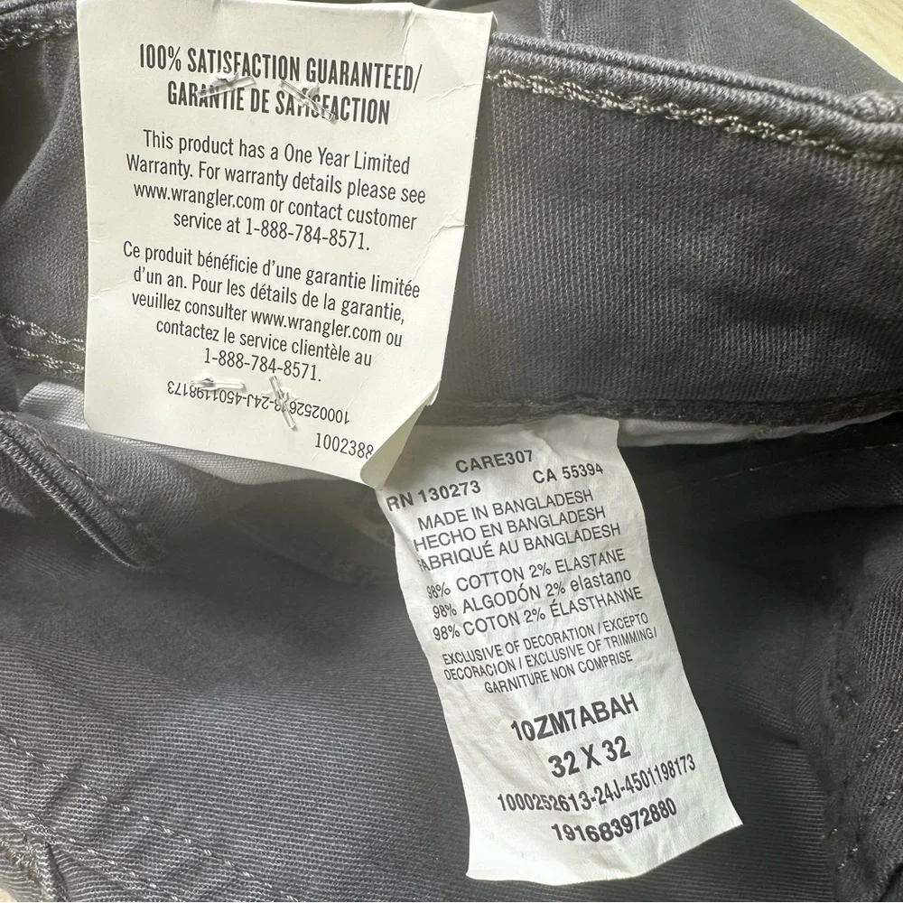 NWT Wrangler Authentics Men's Relaxed‎ Stretch Classic Cargo Pants 32 X32 Gray
